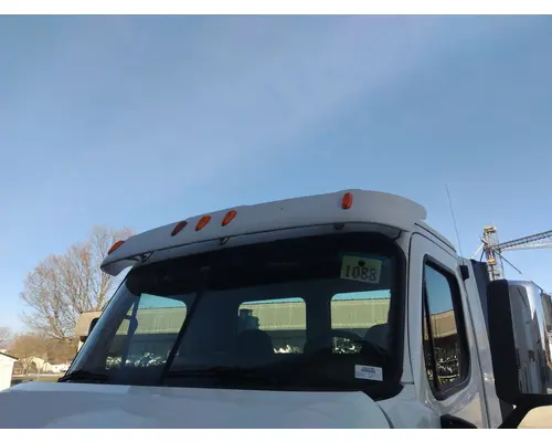 FREIGHTLINER CASCADIA 113 CAB CLIP
