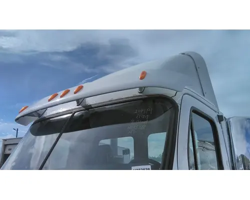 FREIGHTLINER CASCADIA 113 CAB CLIP