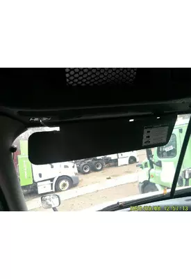 FREIGHTLINER CASCADIA 113 CAB CLIP