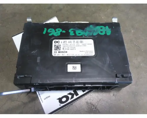 FREIGHTLINER CASCADIA 113 CAB CONTROL UNIT MODULE