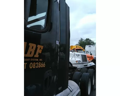 FREIGHTLINER CASCADIA 113 CAB EXTENSION