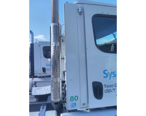 FREIGHTLINER CASCADIA 113 CAB EXTENSION