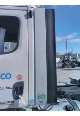 FREIGHTLINER CASCADIA 113 CAB EXTENSION