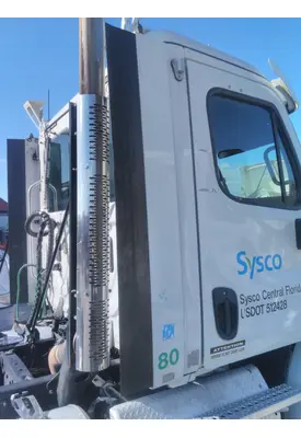 FREIGHTLINER CASCADIA 113 CAB EXTENSION