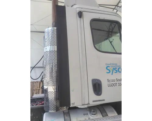 FREIGHTLINER CASCADIA 113 CAB EXTENSION