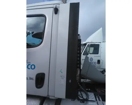 FREIGHTLINER CASCADIA 113 CAB EXTENSION