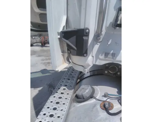 FREIGHTLINER CASCADIA 113 CAB EXTENSION