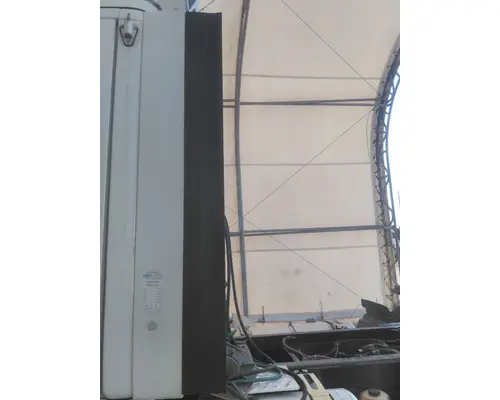 FREIGHTLINER CASCADIA 113 CAB EXTENSION