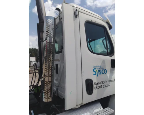 FREIGHTLINER CASCADIA 113 CAB EXTENSION
