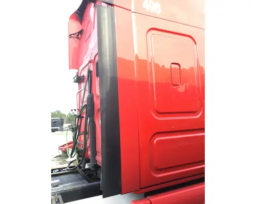 FREIGHTLINER CASCADIA 113 CAB EXTENSION