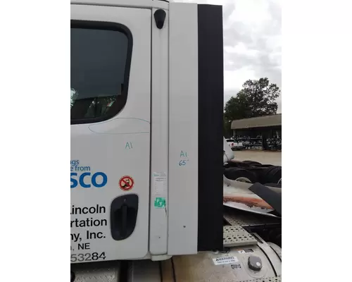 FREIGHTLINER CASCADIA 113 CAB EXTENSION