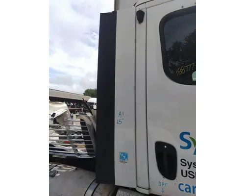FREIGHTLINER CASCADIA 113 CAB EXTENSION