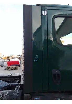 FREIGHTLINER CASCADIA 113 CAB EXTENSION