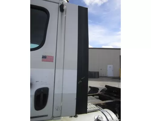 FREIGHTLINER CASCADIA 113 CAB EXTENSION