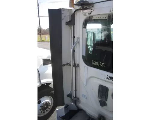 FREIGHTLINER CASCADIA 113 CAB EXTENSION