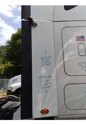 FREIGHTLINER CASCADIA 113 CAB EXTENSION