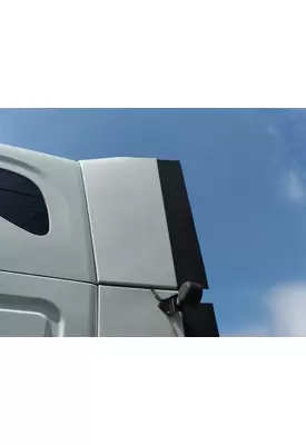 FREIGHTLINER CASCADIA 113 CAB EXTENSION