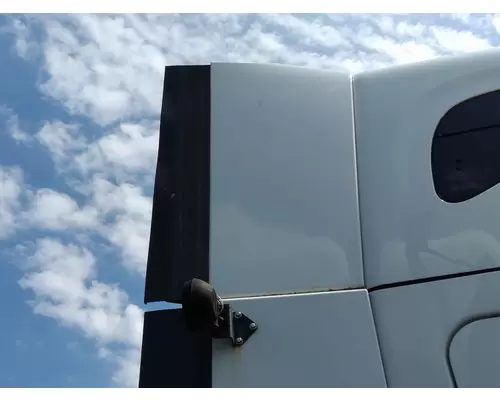 FREIGHTLINER CASCADIA 113 CAB EXTENSION