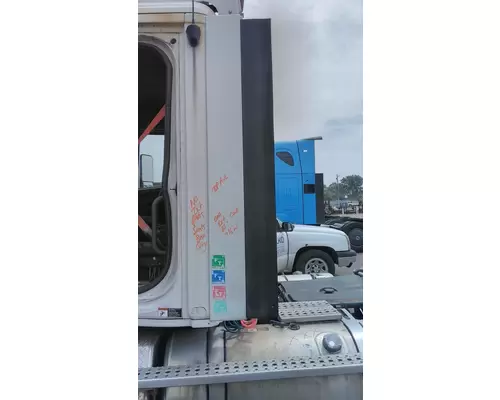FREIGHTLINER CASCADIA 113 CAB EXTENSION
