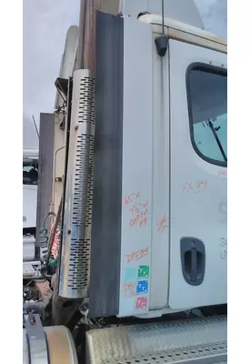 FREIGHTLINER CASCADIA 113 CAB EXTENSION