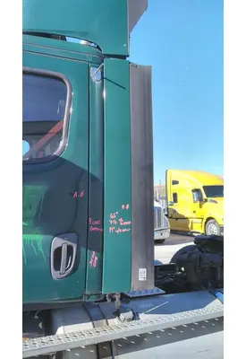 FREIGHTLINER CASCADIA 113 CAB EXTENSION