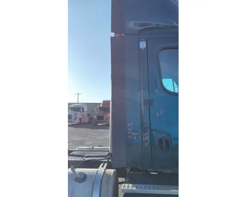 FREIGHTLINER CASCADIA 113 CAB EXTENSION