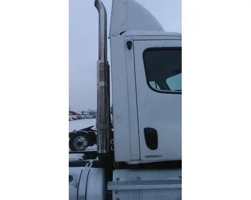 FREIGHTLINER CASCADIA 113 CAB EXTENSION