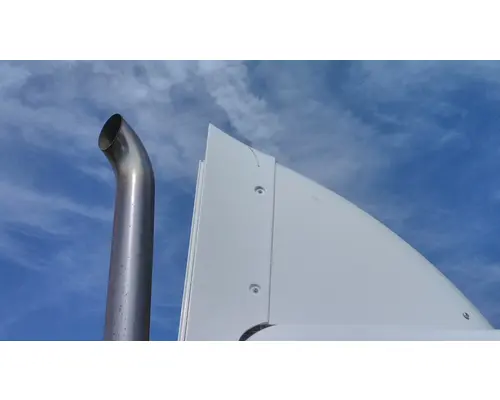FREIGHTLINER CASCADIA 113 CAB EXTENSION
