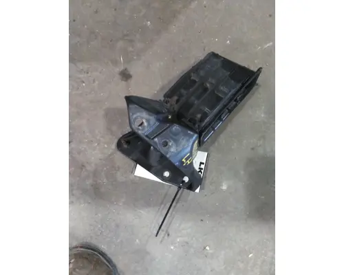 FREIGHTLINER CASCADIA 113 CAB MOUNT,BRACKET