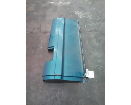 FREIGHTLINER CASCADIA 113 CAB SKIRTSIDE FAIRING