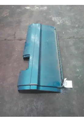 FREIGHTLINER CASCADIA 113 CAB SKIRT/SIDE FAIRING