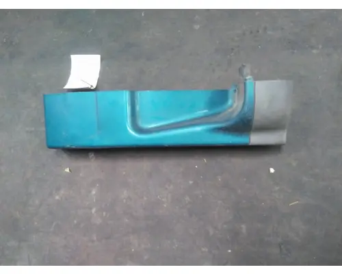 FREIGHTLINER CASCADIA 113 CAB SKIRTSIDE FAIRING