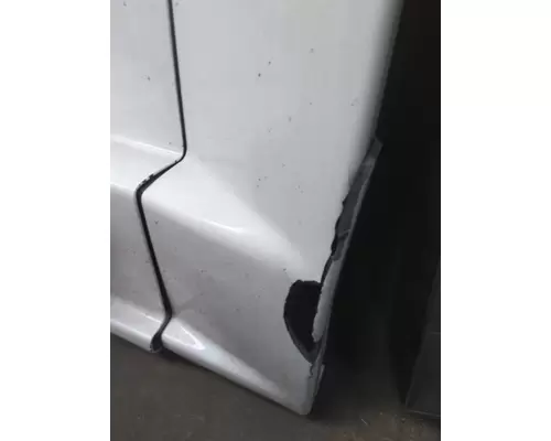 FREIGHTLINER CASCADIA 113 CAB SKIRTSIDE FAIRING