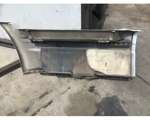FREIGHTLINER CASCADIA 113 CAB SKIRTSIDE FAIRING