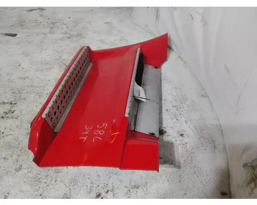 FREIGHTLINER CASCADIA 113 CAB SKIRTSIDE FAIRING