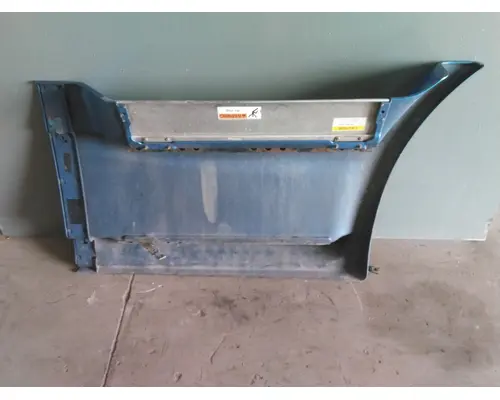 FREIGHTLINER CASCADIA 113 CAB SKIRTSIDE FAIRING