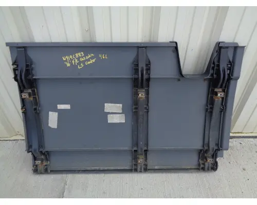 FREIGHTLINER CASCADIA 113 CAB SKIRTSIDE FAIRING