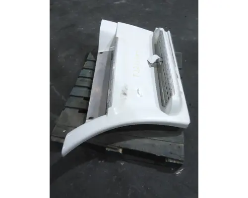 FREIGHTLINER CASCADIA 113 CAB SKIRTSIDE FAIRING