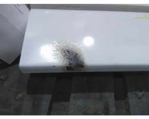 FREIGHTLINER CASCADIA 113 CAB SKIRTSIDE FAIRING