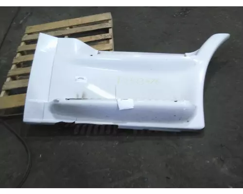 FREIGHTLINER CASCADIA 113 CAB SKIRTSIDE FAIRING