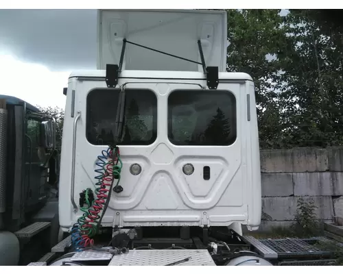 FREIGHTLINER CASCADIA 113 CAB