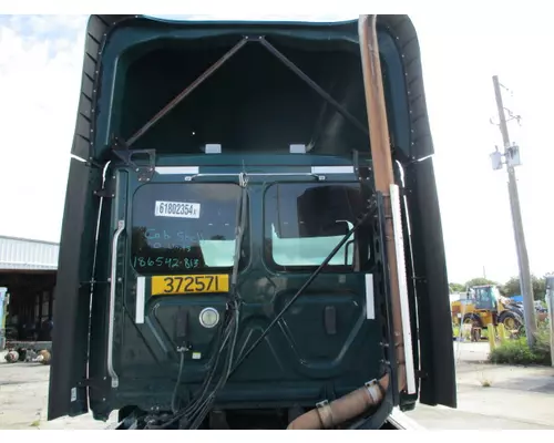 FREIGHTLINER CASCADIA 113 CAB