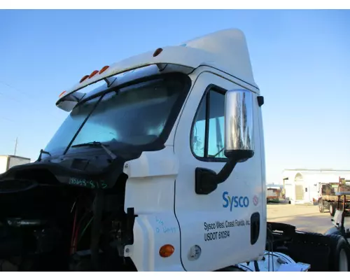 FREIGHTLINER CASCADIA 113 CAB