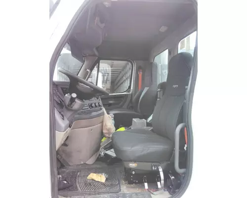 FREIGHTLINER CASCADIA 113 CAB