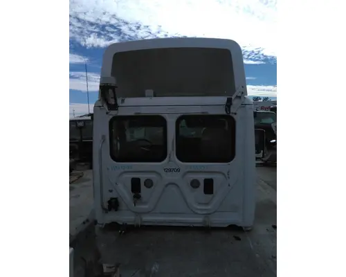 FREIGHTLINER CASCADIA 113 CAB