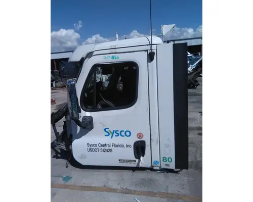 FREIGHTLINER CASCADIA 113 CAB