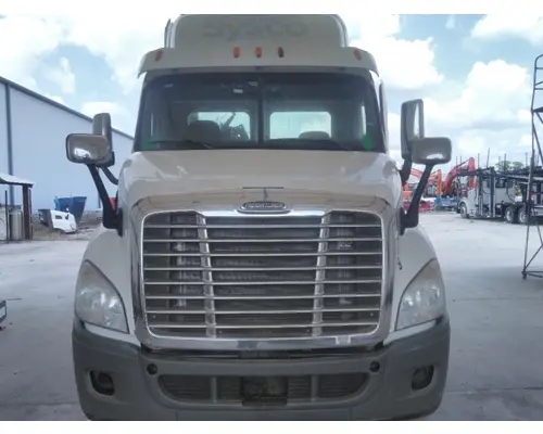 FREIGHTLINER CASCADIA 113 CAB