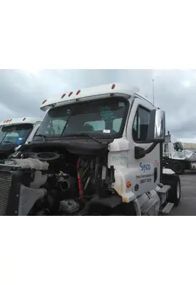 FREIGHTLINER CASCADIA 113 CAB