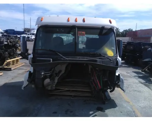 FREIGHTLINER CASCADIA 113 CAB