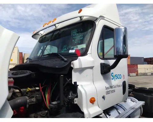 FREIGHTLINER CASCADIA 113 CAB